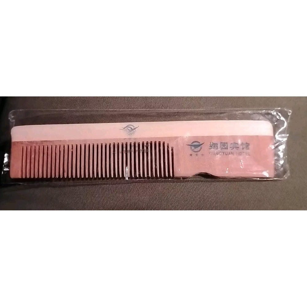 Vtg Bamboo Comb Xiang Yuan Hotel Wood Collectible souvenir Hangzhou China NOS